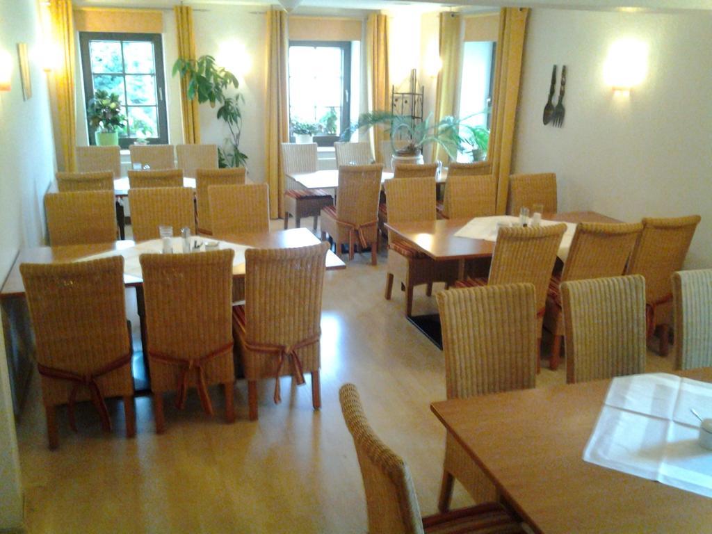 Hotel Garni Altes Wirtshaus Fördergersdorf Tharandt Exterior foto