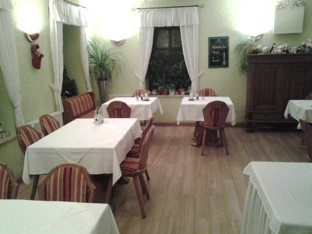 Hotel Garni Altes Wirtshaus Fördergersdorf Tharandt Exterior foto